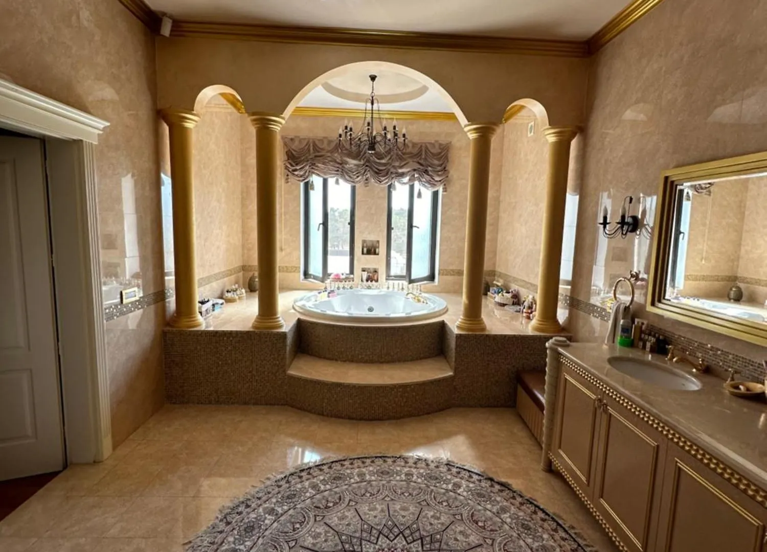 Mardakan White Villa バクー アゼルバイジャン